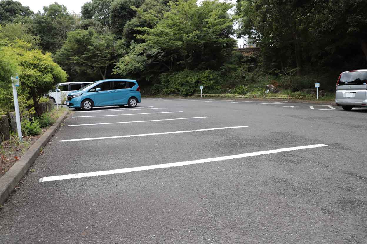 鎌倉中央公園の駐車場